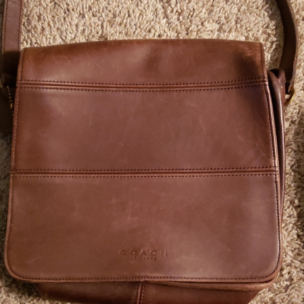 Cross body Coach bag